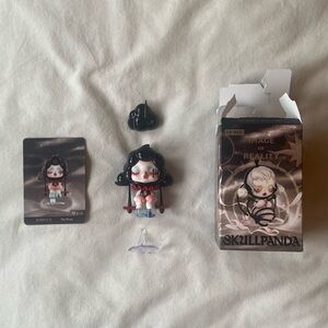 Pop Mart Skullpanda Image of Reality Series Figure "The Pivot"